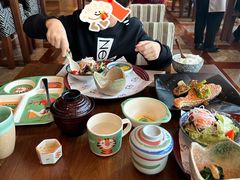 -Tsuru鹤日本料理(静安香格里拉店)