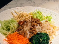 街坊大拌菜-奉天小馆·非遗东北菜(济南万象城店)