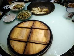 -鱼窝棚柴火铁锅炖(富山屯店)