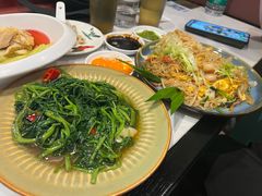 -滕记星发餐室·新加坡菜(巨鹿路店)