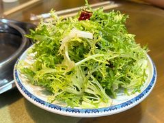 凉拌苦菊-都江堰石锅鱼