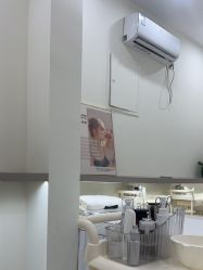 -苗方清颜专业祛痘·皮肤管理