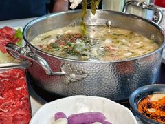 -德林酸菜鱼火锅(南丹店)