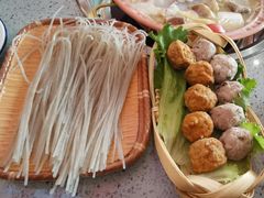 -阿婆情腊排骨火锅(金虹路店)