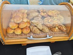 -亚龙湾希尔顿自助餐厅·海鲜·烧烤·沙滩BBQ·现场乐队