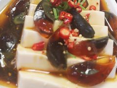 -吴记酱骨炖菜馆(康安路店)