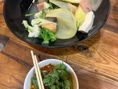 -万记麻辣烫国展总店