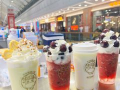 -牛牛和清小妞芝士卷饼厂(红谷滩万达店)