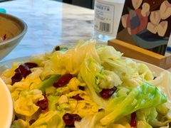 手撕圆白菜-懒人盐府人家(航天桥店)