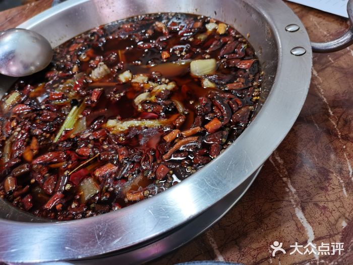 耗儿鱼蛙蛙叫·老成都火锅(蛇口海昌街店)红油耗儿鱼图片