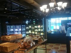 面包甜点陈列柜-红跑车(三孝口店)