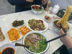 -伊穆祥牛肉面总店·清真