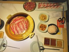 -猪啊牛呀羊啊铜盘烤肉(正大广场店)