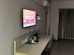 -怡莱精品酒店(苏州新区何山地铁站店)