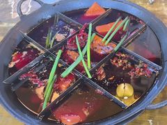 -正南齊北重庆老火锅(光华村直营店)