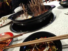 -钢管厂五区小郡肝串串香(蜀都万达店)