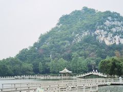 -星湖旅游景区七星岩