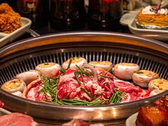 -梨花自助烤肉(西三旗万象汇黑金店)