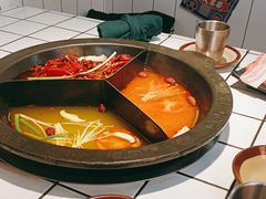 -巴卤社老火锅(财富店)