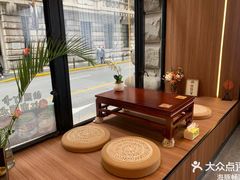 -寄畅興·百年蟹黄面·万国建筑群(外滩27号店)