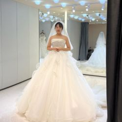-MISS MIA 婚纱品牌馆