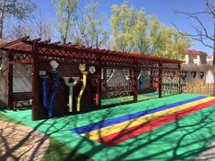 -红黄蓝幼儿园(颐东苑店)