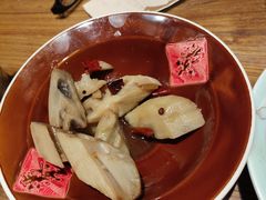 -泉畔人家·老济南经典鲁菜(大明湖店)