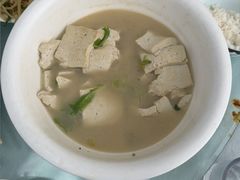 -明月食府(二区干二路店)