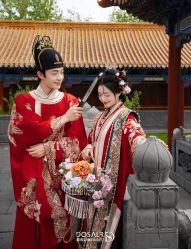 -都市丽人婚纱摄影