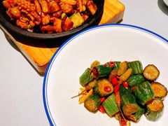 铁板八珍豆腐-百饺园(平山道店)