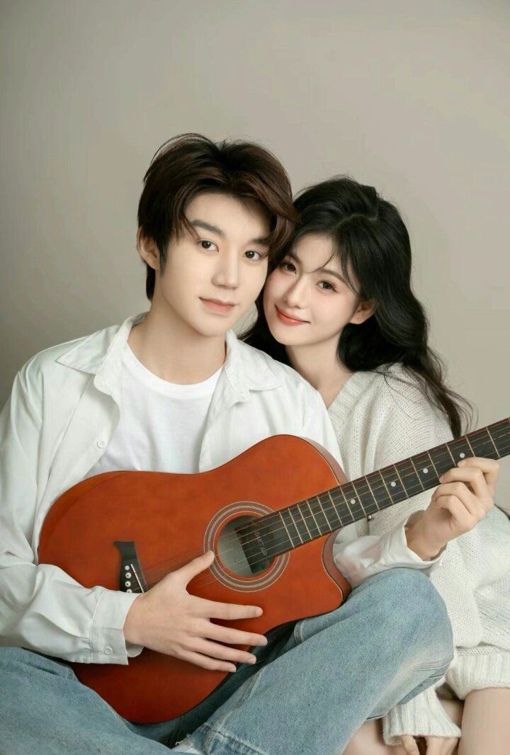 甜蜜浪漫情侣合照