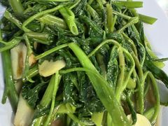 -明记烧鱼美味店