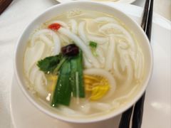 过桥米线-蝴蝶泉宾馆-中餐厅