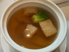 松茸竹荪汤-南麓·浙里(外滩店)