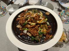 葱爆小羔羊肉-悦融琥珀·京鲁菜·海味珍品(西单店)