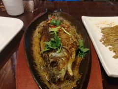 铁板鲫鱼-三个大叔东北烧烤·砂锅菜(西三旗店)