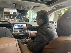 -奔驰上海利星(七宝店)