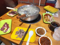 -养牛邓·潮汕牛肉海鲜自助火锅(广州店)