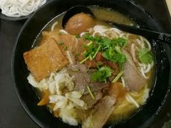 -鑫花溪牛肉米粉(凤凰街创始总店)