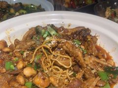 -牛市坎火锅(建设路店)