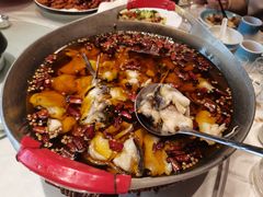 -鑫巴蜀小镇 · 水煮鱼专研店(玉桥店)