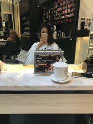 -HAIR CORNER
