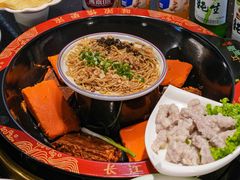 -三江两海老火锅(北京首店)