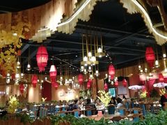 -老滇山寨•云南特色菜•地方菜•民族风情歌舞表演(金碧店)