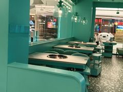 -季季红火锅(柳州城中万达二店)