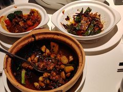 -八府香鸭·啫啫煲(华山路店)