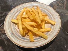 -LESCEDARS Brasserie Bistro香柏树