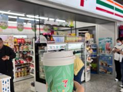 -东方体育中心(地铁站)