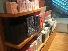 -百新书局(尚悦湾店)