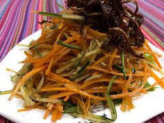 -香巴拉云南餐厅(华莱坞店)